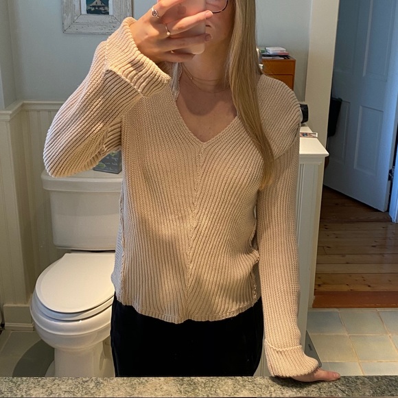 Princess polly v neck sweater - Picture 2 of 3